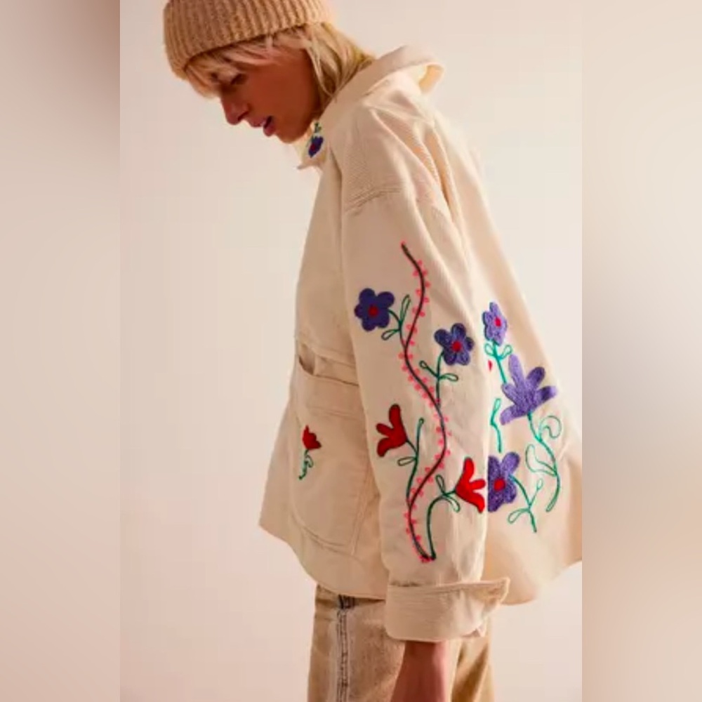 We The Free - EUC‎ - Winter Bloom Pullover